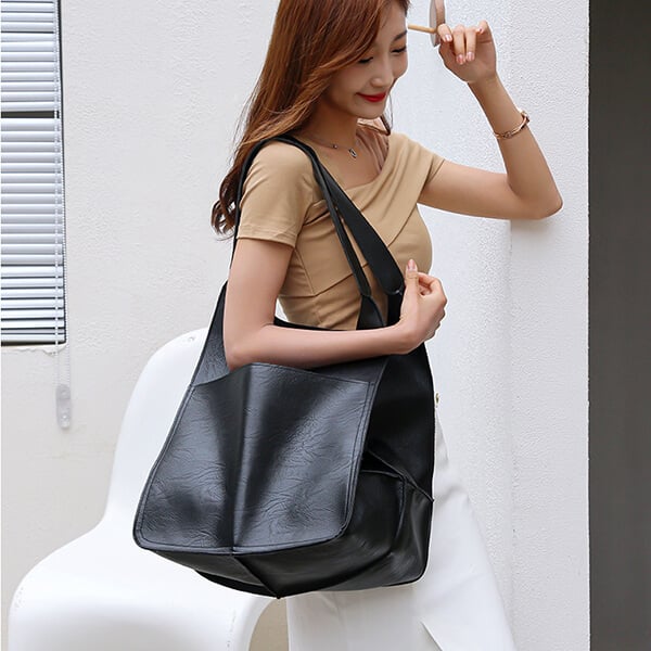 Xylia - New oversized handmade vegan leather handbag