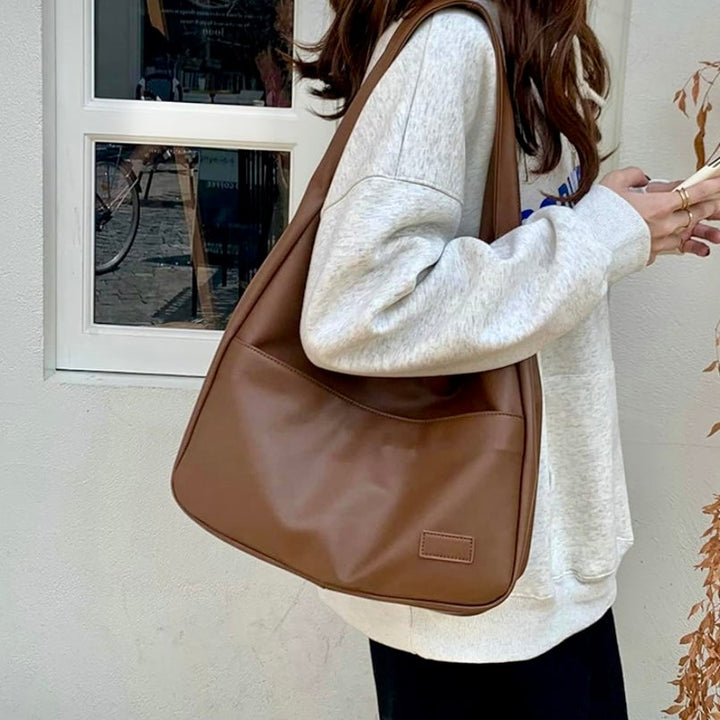 Wiesje - Stylish Leather Shoulder Bag