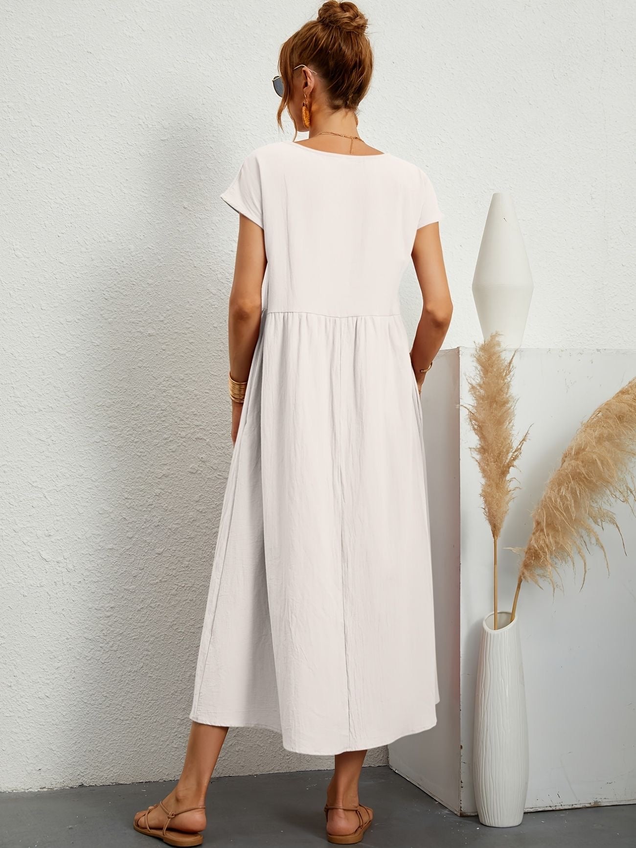 Greta - Elegant Linen Dress