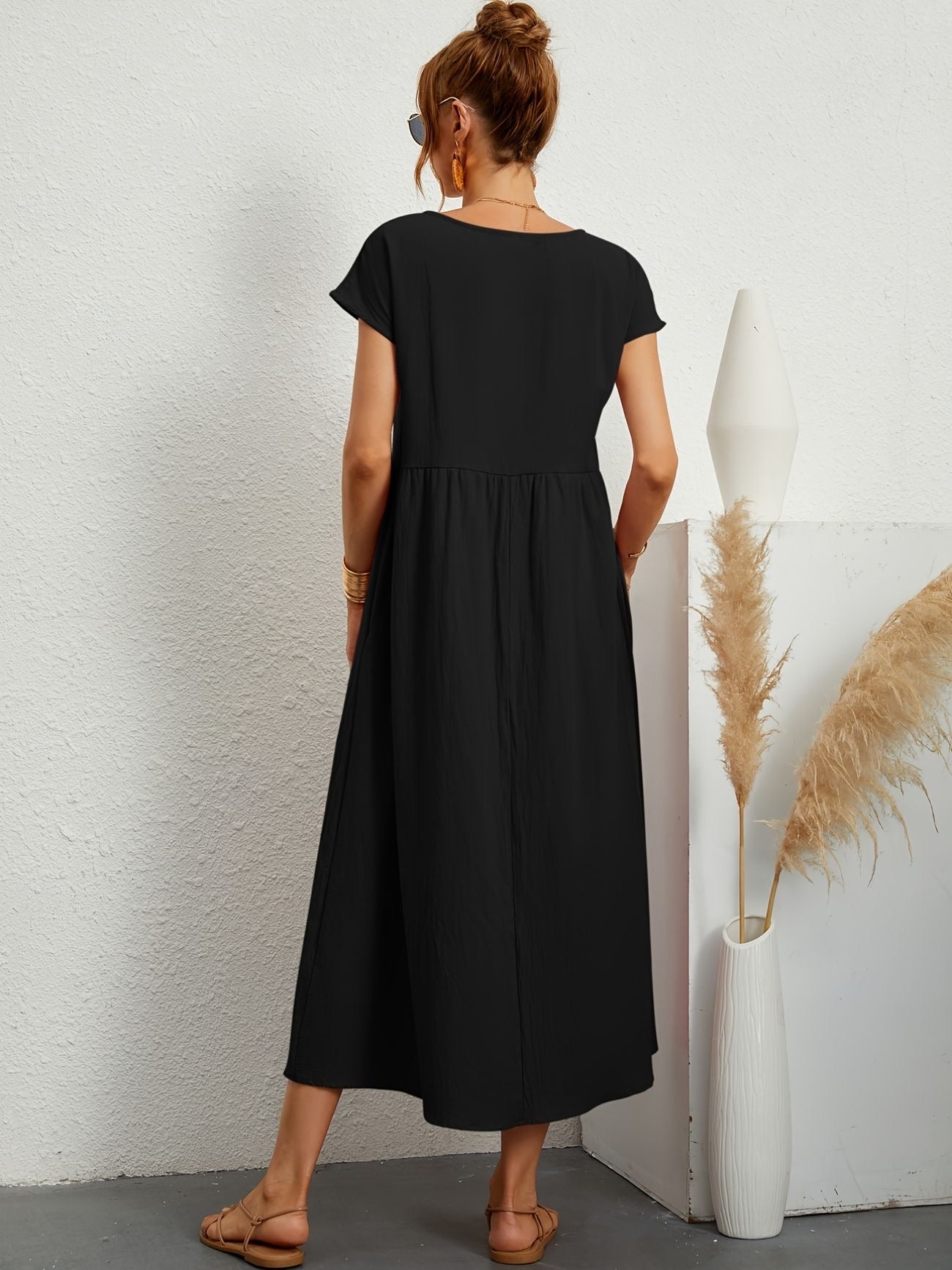 Greta - Elegant Linen Dress