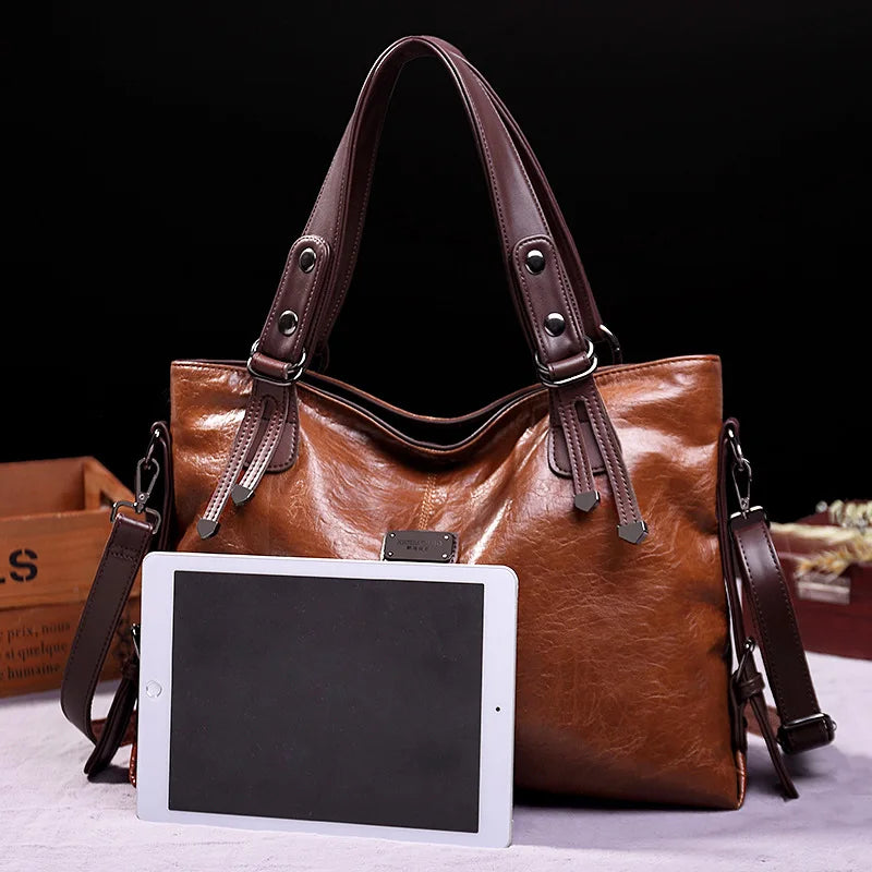 Augusta - Soft Leather Bag with Two Handles and Elegant Details