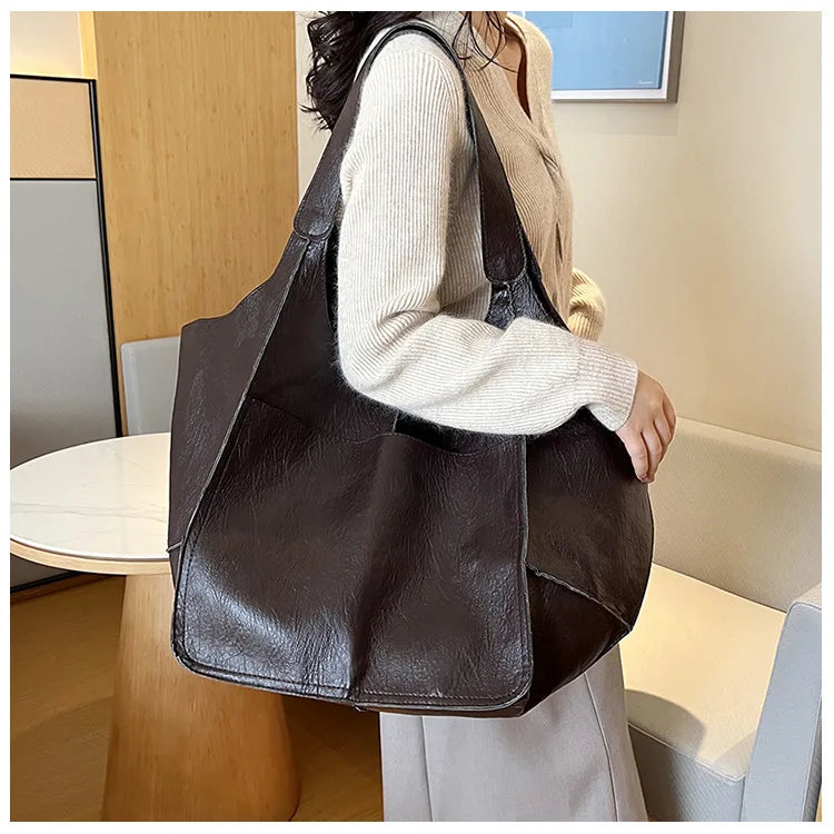 Xylia - New oversized handmade vegan leather handbag