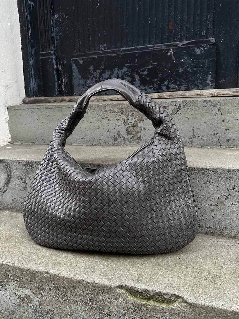 Scarlett - Elegant Woven Bag